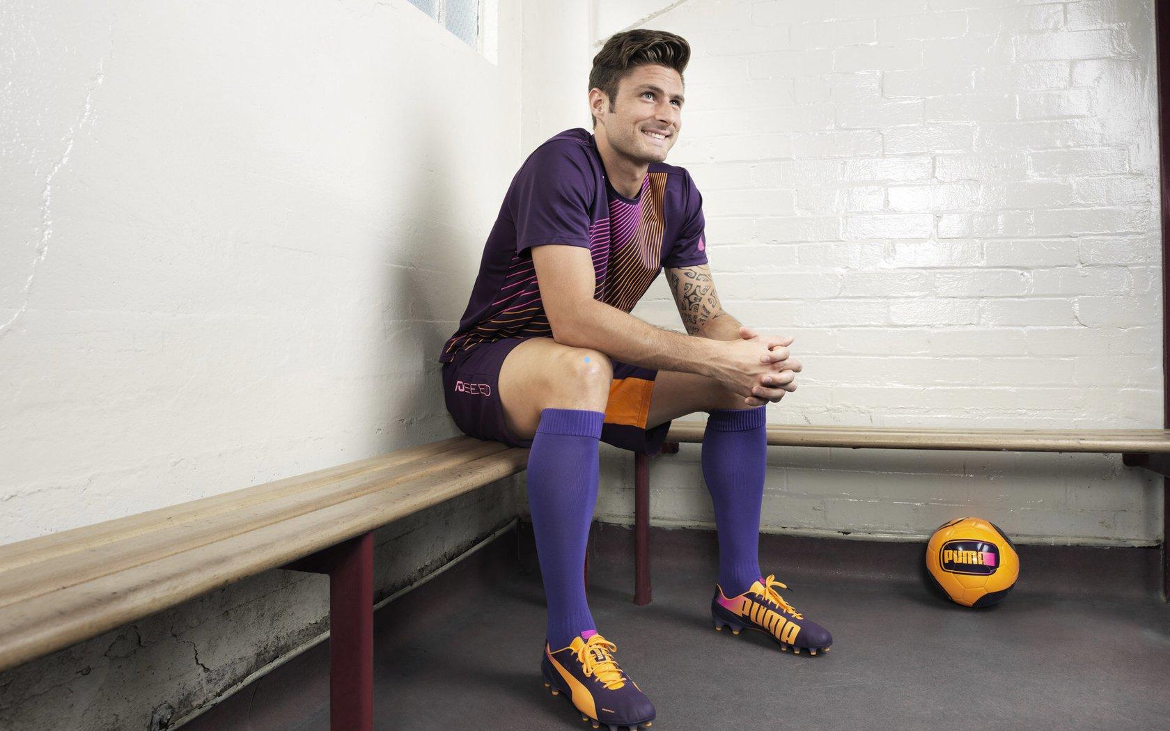 UFC上海站突发变阵，本土名将宋克南憾别赛场 太依拉克与益扎扛起主赛大旗