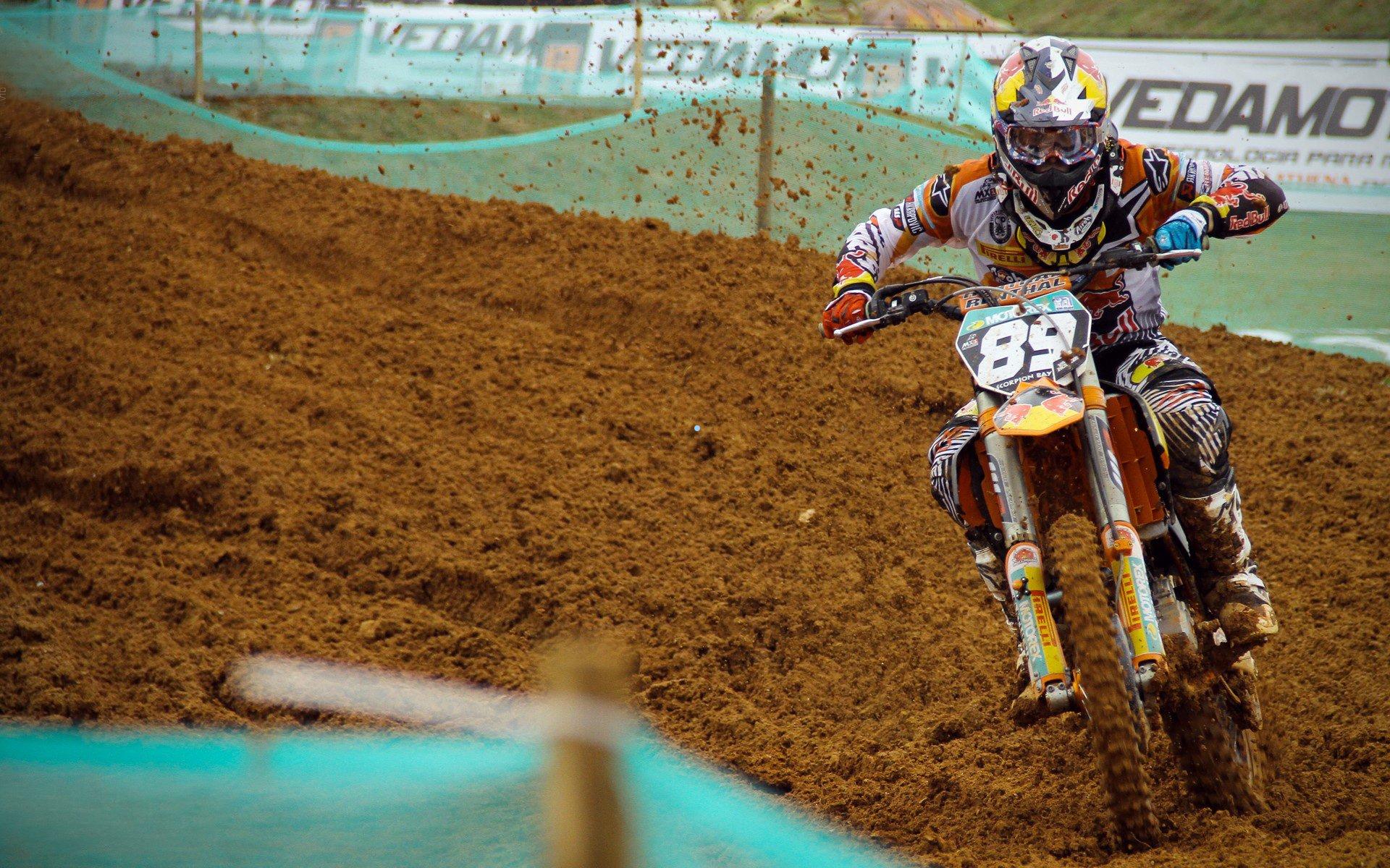 中超再迎世界杯国脚！深圳新鹏城成功引进29岁前欧冠主力后卫巴图宾西卡